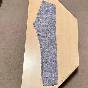 Lululemon wonder train high rise 25”